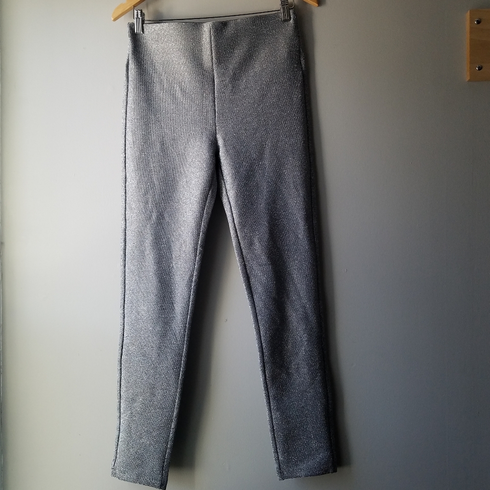 Ontwelfth Sparkle Silver Leggings NWT Size Medium